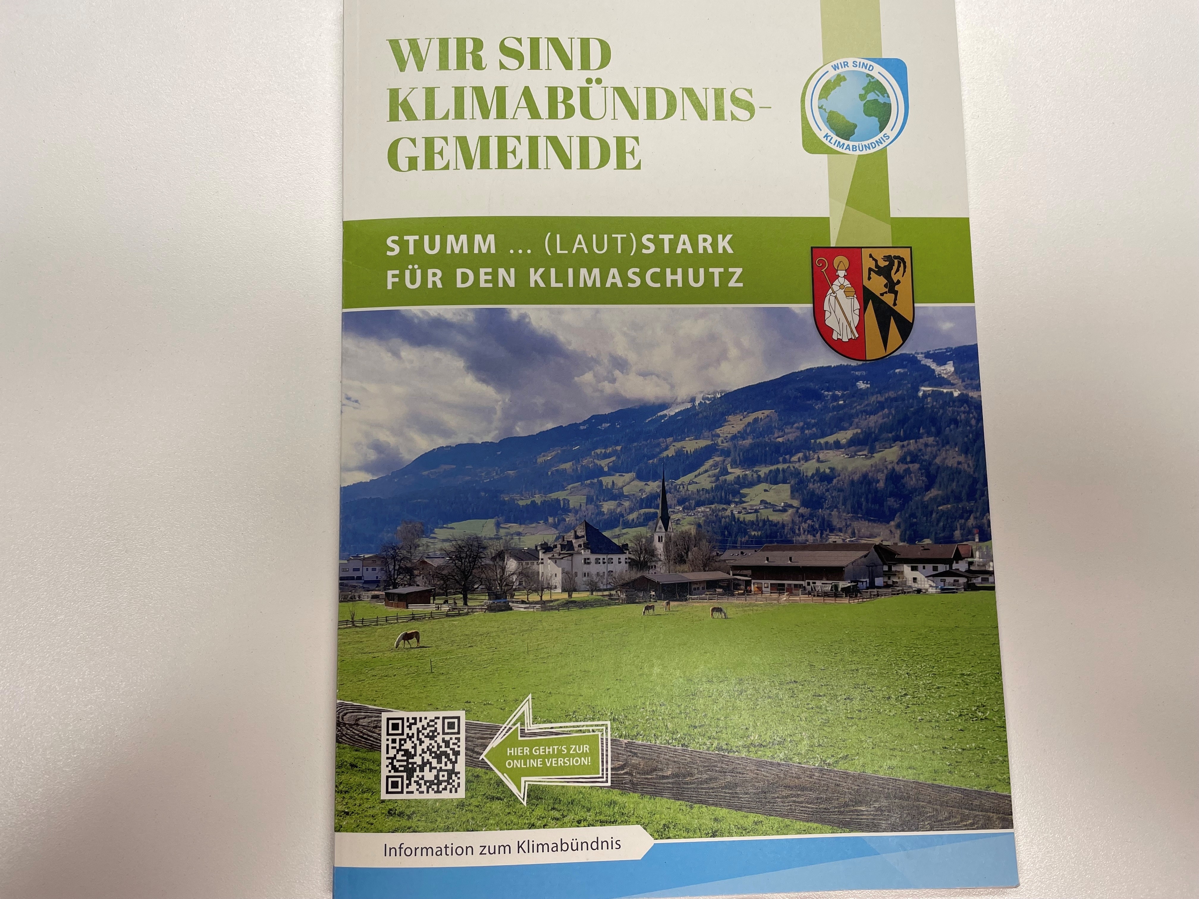 Die Gemeinde Stumm hat eine Gemeindezeitung mit Klimaschwerpunkt herausgegeben